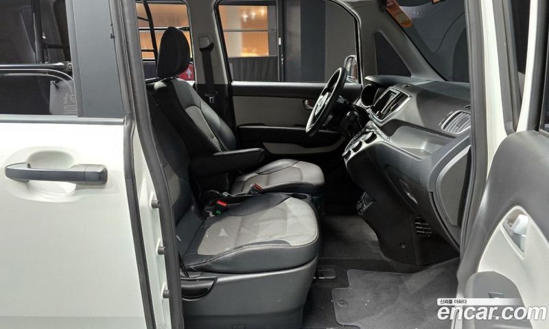 Kia Ray Van
