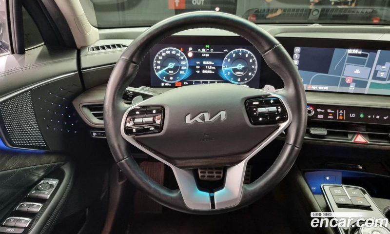 Kia K8 2.5 Gasoline 2WD