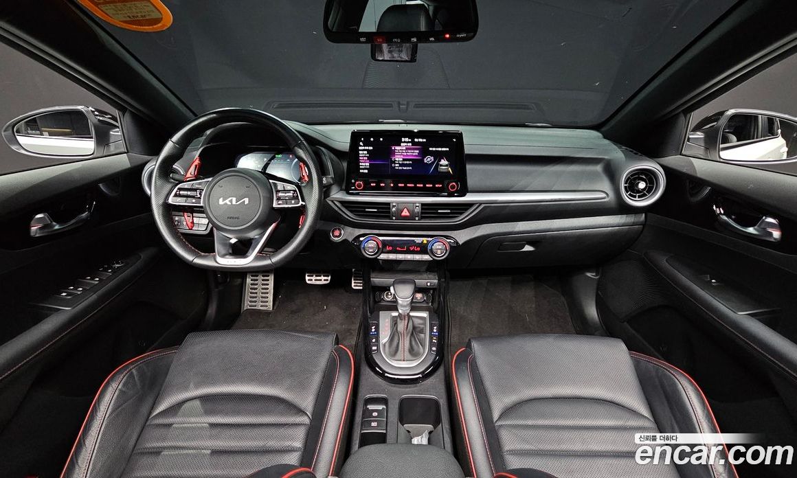 Kia K3 1.6 Turbo GT 5Door