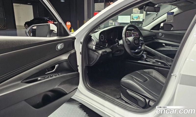 Hyundai Avante 1.6