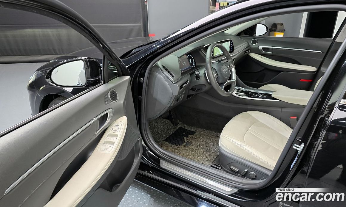 Hyundai Sonata 2.0