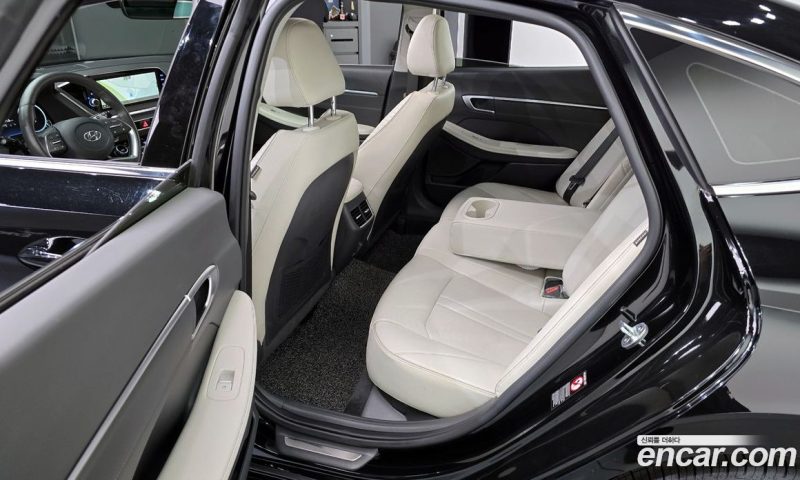 Hyundai Sonata 2.0