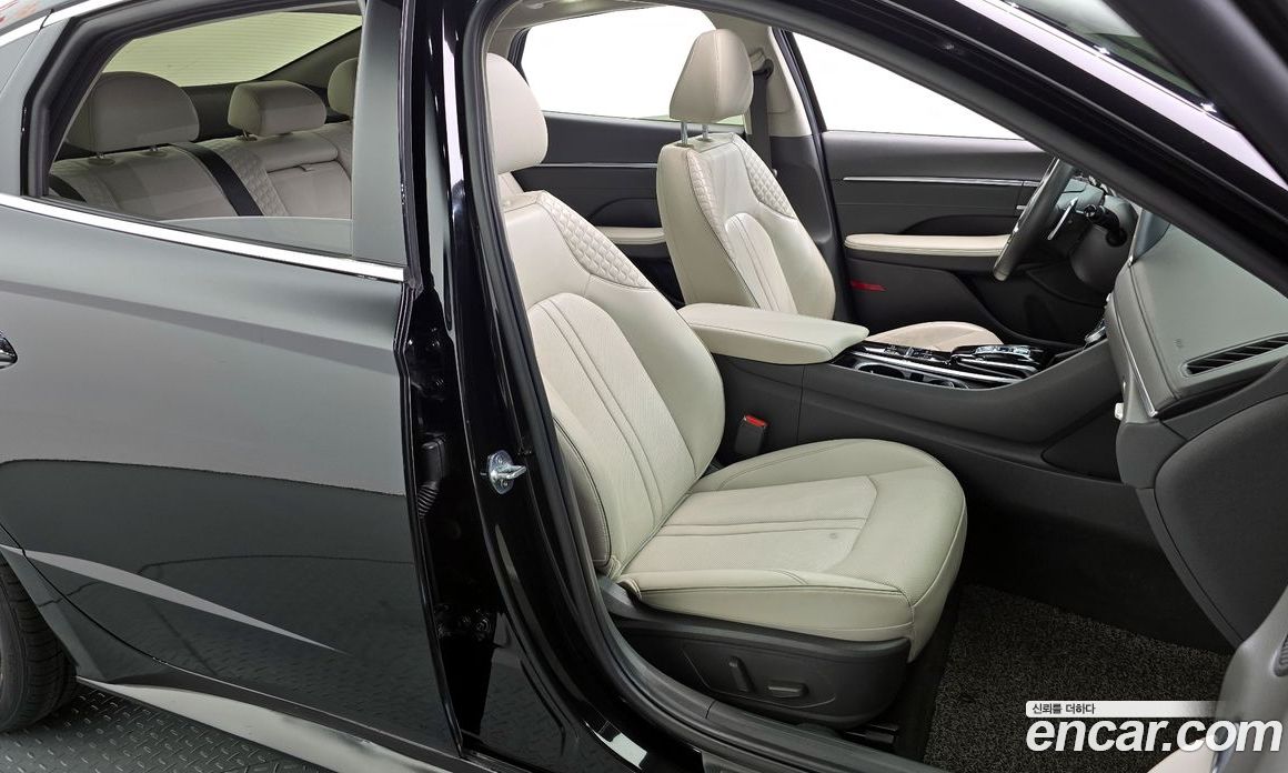 Hyundai Sonata 2.0