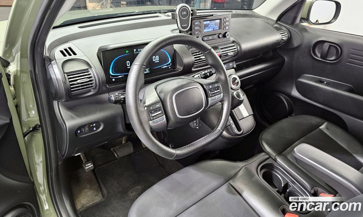 Hyundai Casper Turbo Van