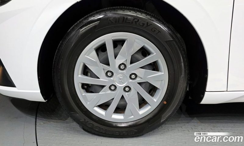 Hyundai Avante 1.6