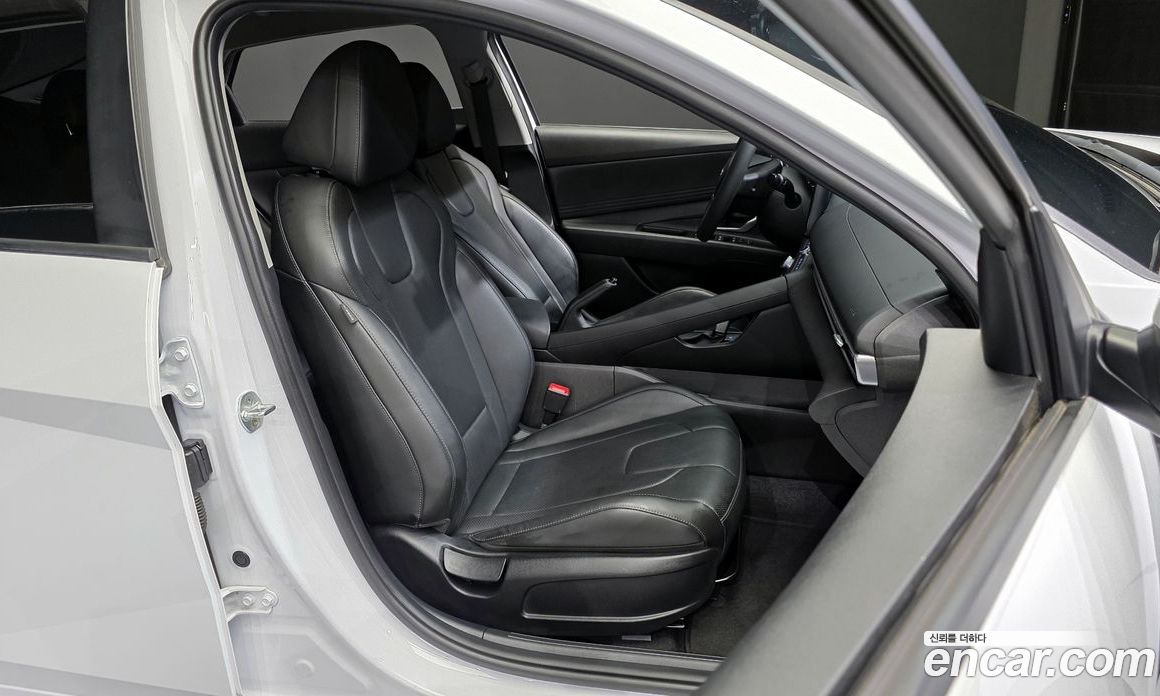 Hyundai Avante 1.6