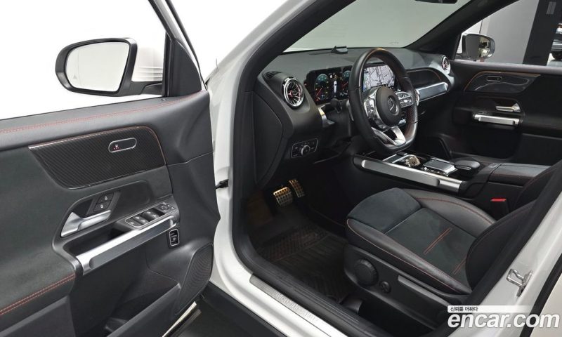 Mercedes Benz GLB-Class GLB250 4MATIC