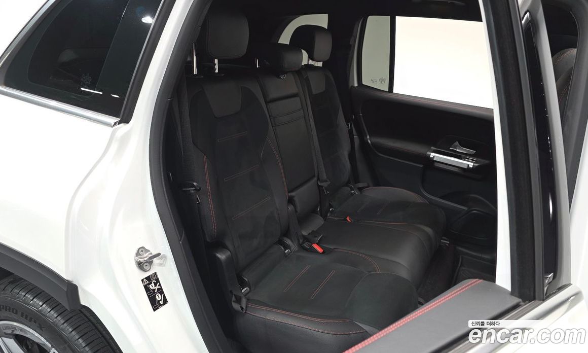 Mercedes Benz GLB-Class GLB250 4MATIC