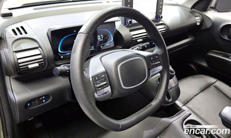 Hyundai Casper Van