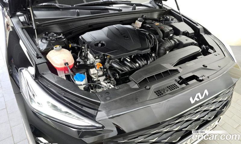 Kia K8 2.5 Gasoline 2WD