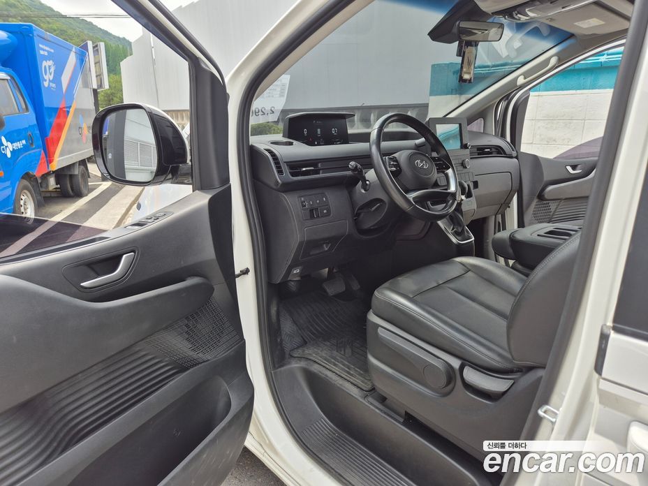 Hyundai Staria Cargo 3-Seater