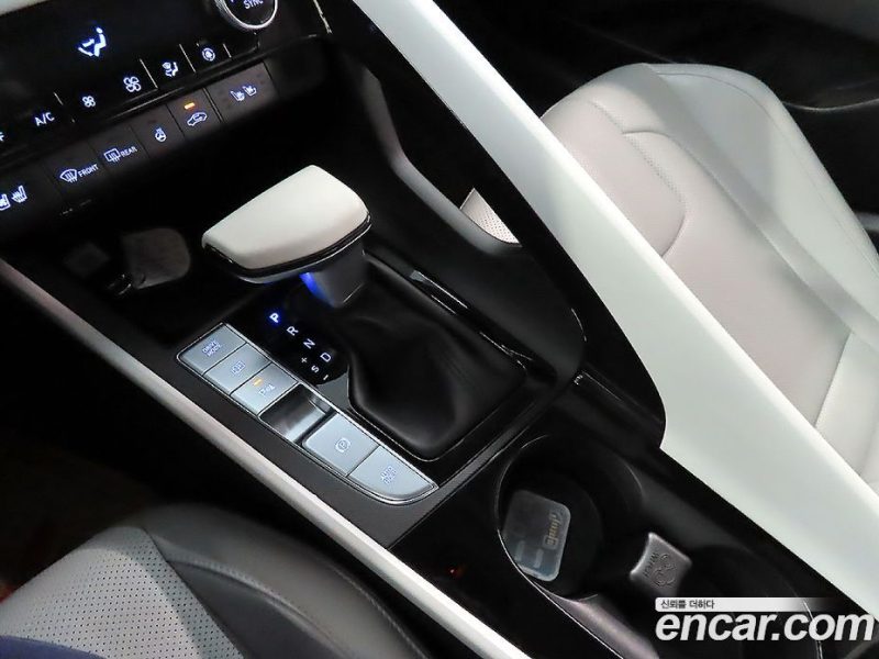Hyundai Avante 1.6