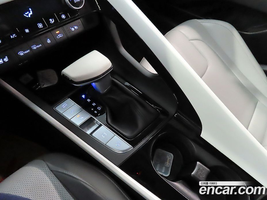 Hyundai Avante 1.6