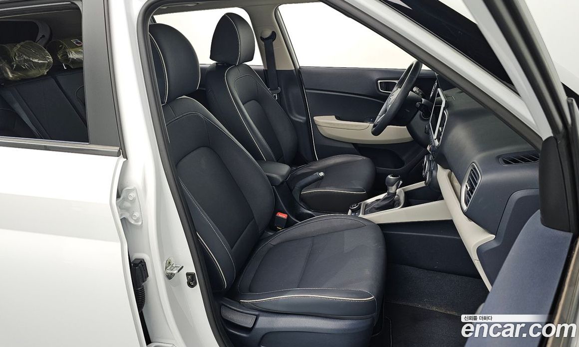 Hyundai Venue 1.6 Flux