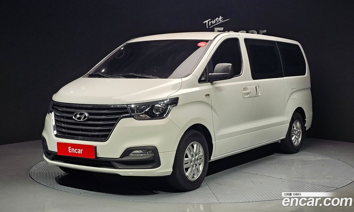 Hyundai Starex Van 3-Seater