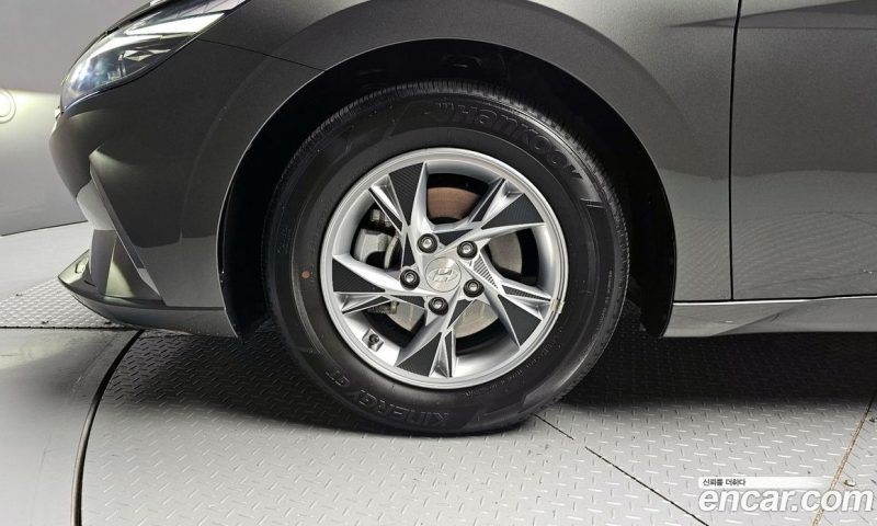 Hyundai Avante 1.6