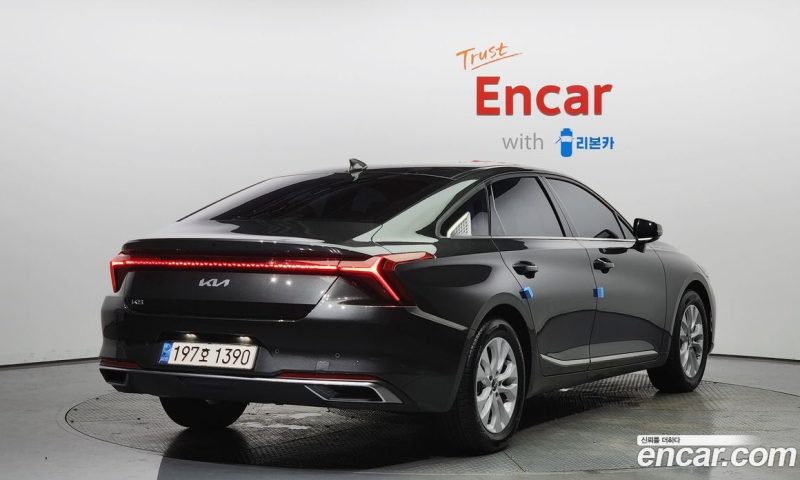 Kia K8 2.5 Gasoline 2WD