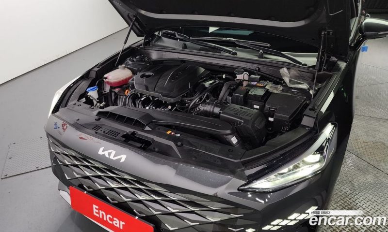 Kia K8 2.5 Gasoline 2WD