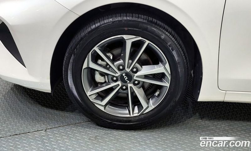 Kia K3 1.6