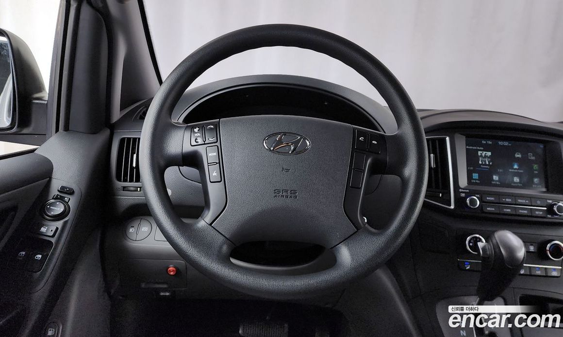 Hyundai Starex Van 3-Seater