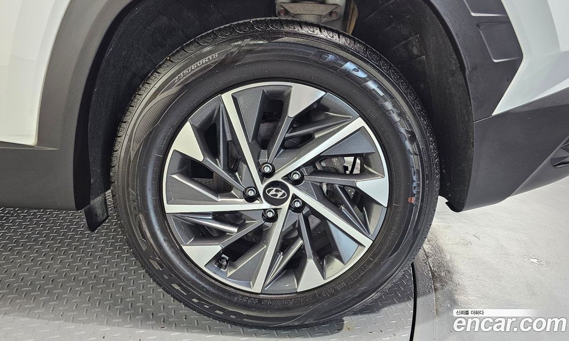 Hyundai Tucson Gasoline 1.6 Turbo 2WD