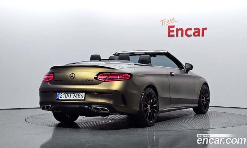 Mercedes Benz C-Class C200 Cabriolet