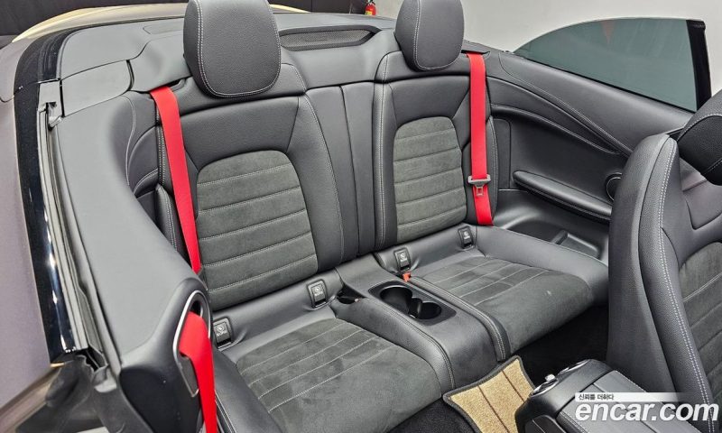 Mercedes Benz C-Class C200 Cabriolet