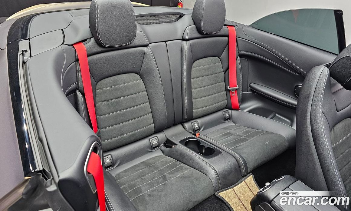 Mercedes Benz C-Class C200 Cabriolet