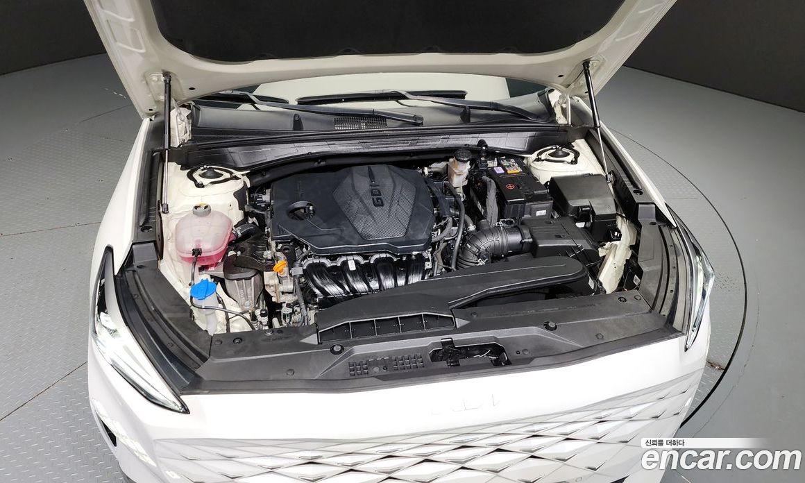 Kia K8 2.5 Gasoline 2WD