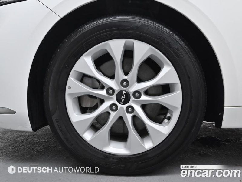 Kia K8 2.5 Gasoline 2WD