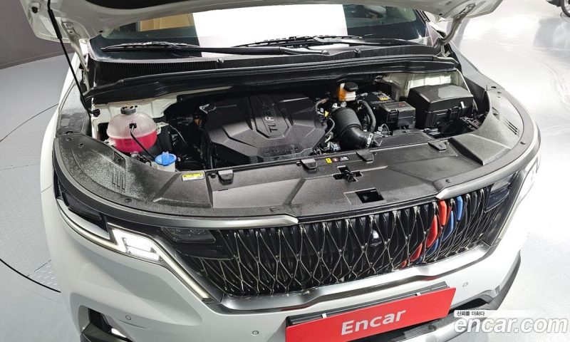 Kia Carnival 9-Seater Signature