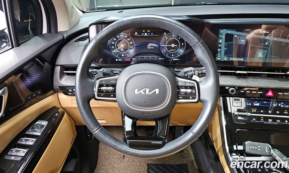 Kia Carnival 9-Seater Signature