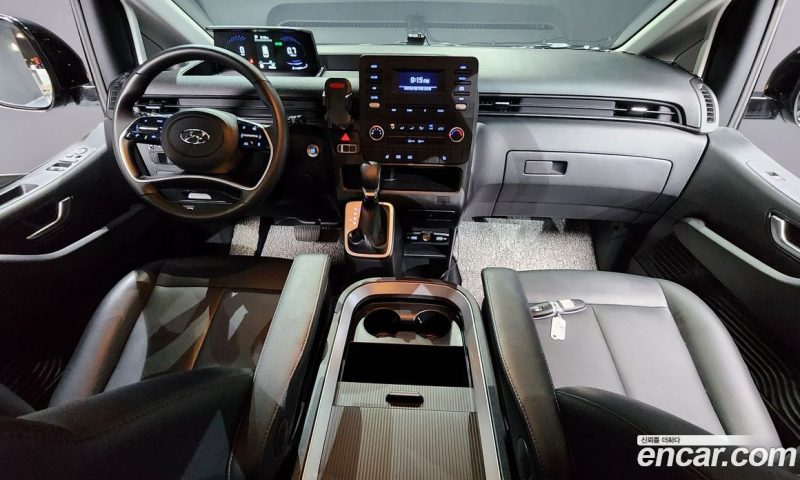 Hyundai Staria Cargo 5-Seater