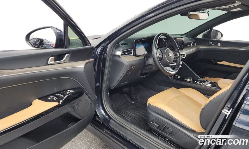 Kia K5 2.0
