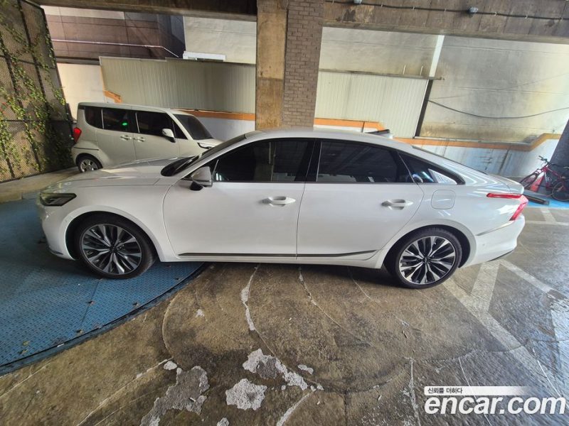 Kia K8 2.5 Gasoline 2WD