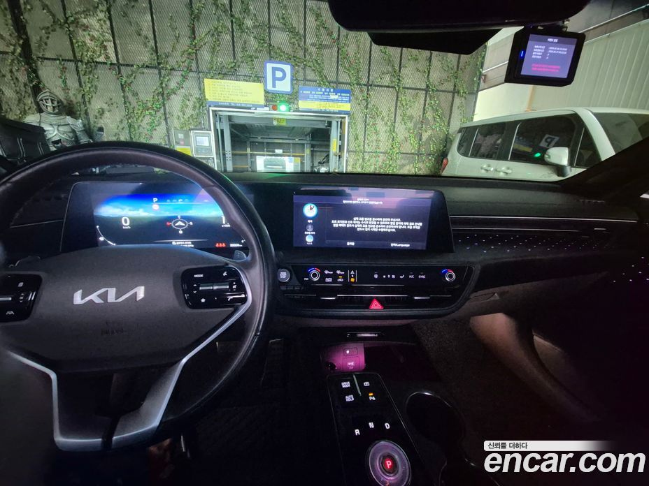 Kia K8 2.5 Gasoline 2WD