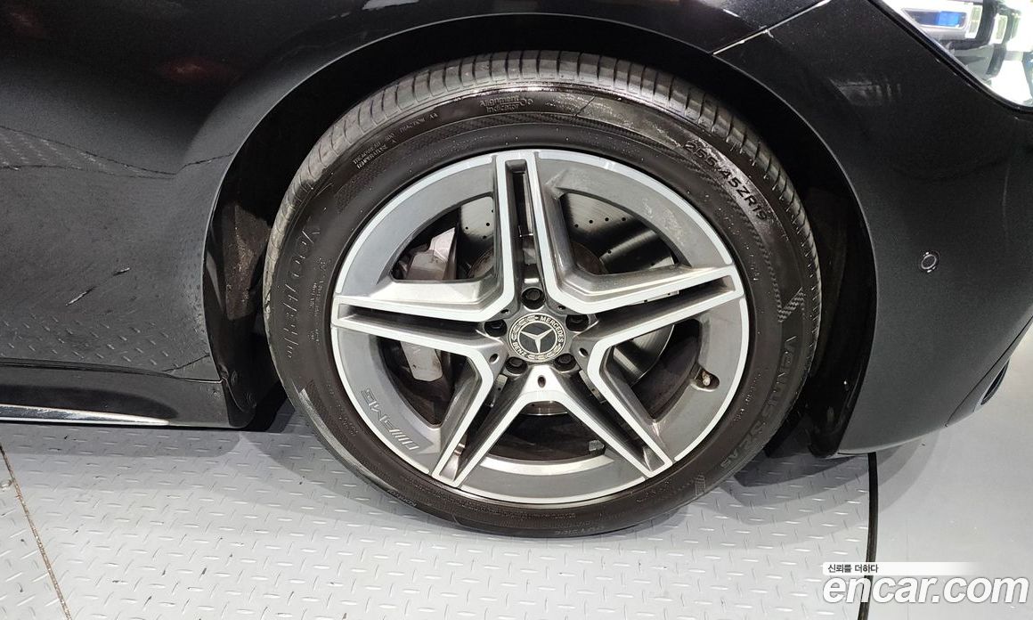 Mercedes Benz S-Class S400 D 4MATIC