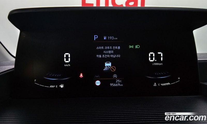 Hyundai Staria Cargo 5-Seater
