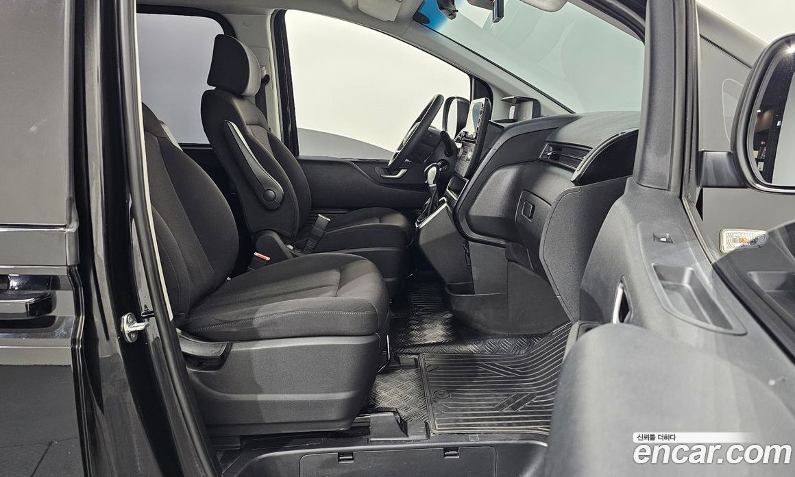 Hyundai Staria Cargo 5-Seater