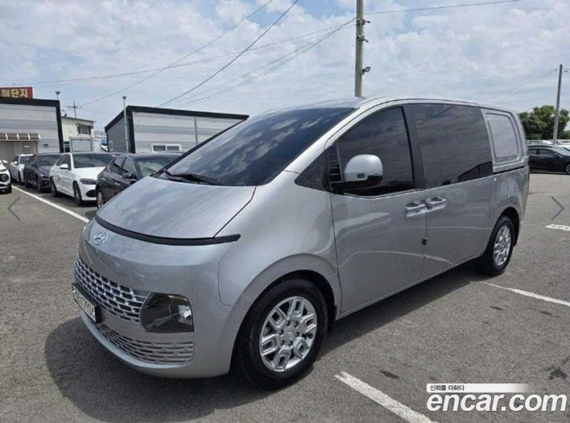 Hyundai Staria Cargo 5-Seater