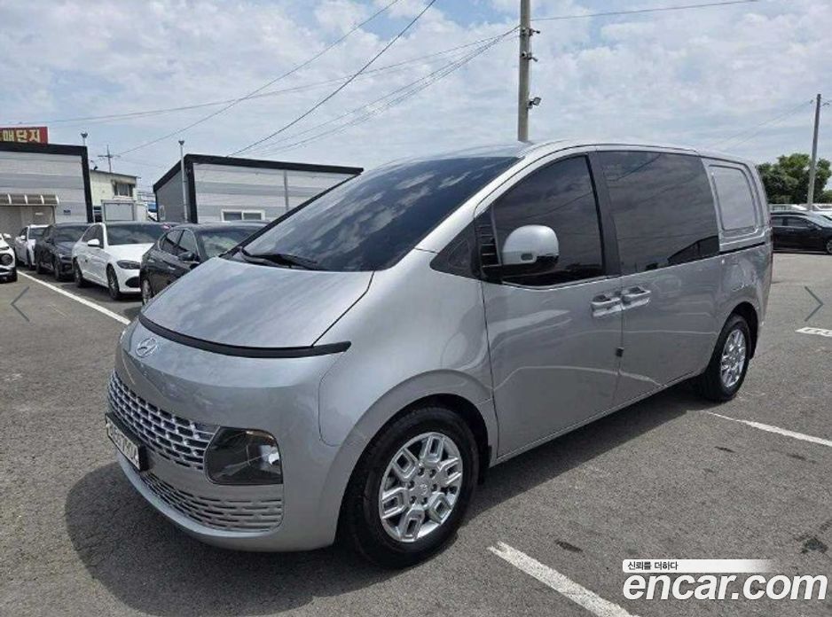 Hyundai Staria Cargo 5-Seater