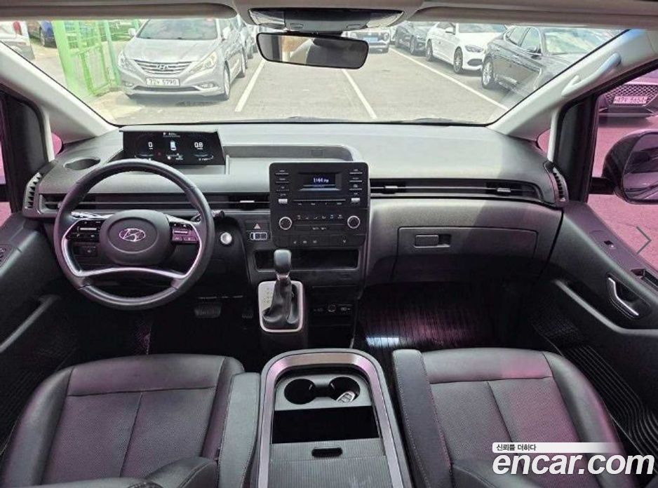 Hyundai Staria Cargo 5-Seater
