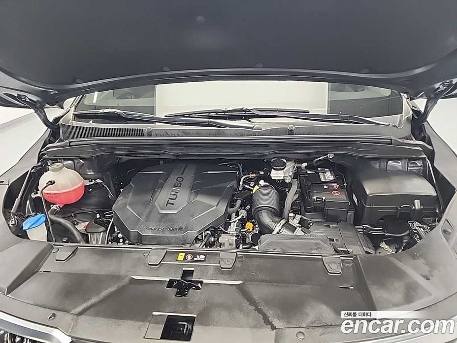 Kia Carnival 9-Seater Signature