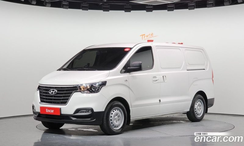 Hyundai Starex Van 3-Seater