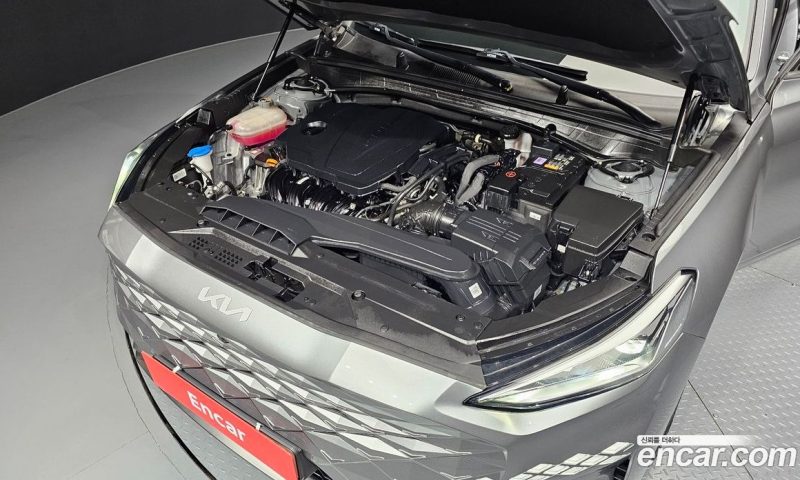 Kia K8 2.5 Gasoline 2WD