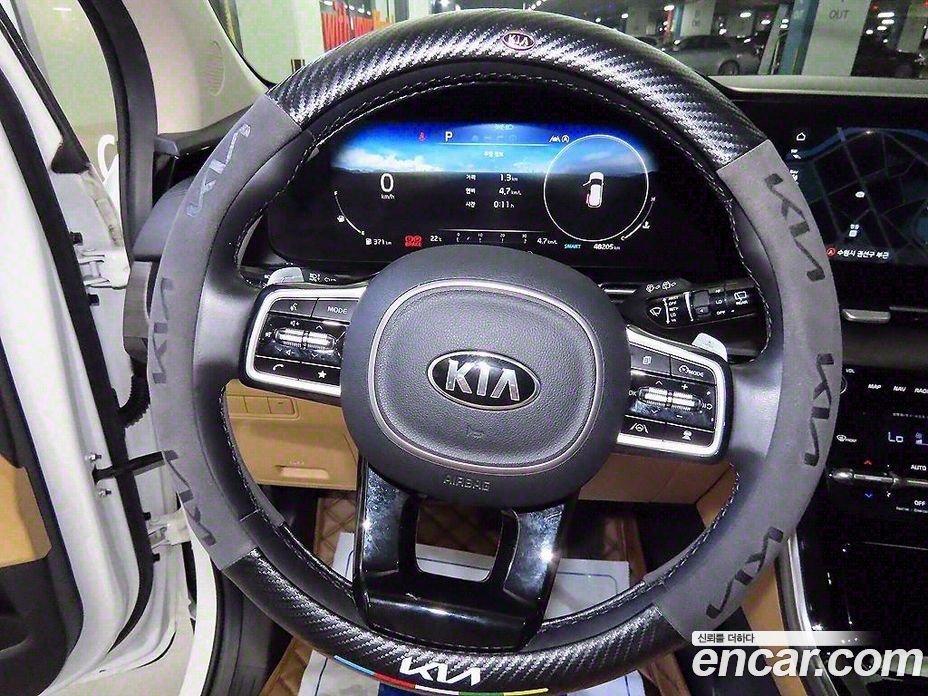 Kia Carnival 9-Seater Signature