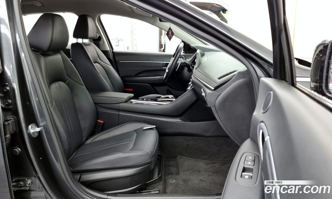 Hyundai Sonata 2.0