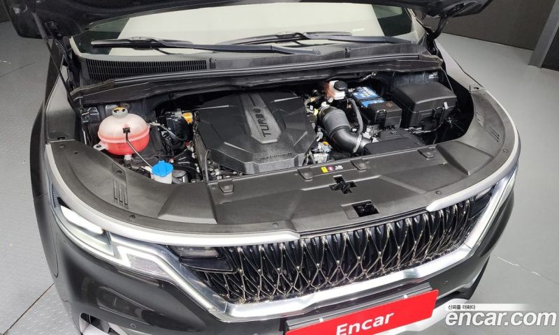 Kia Carnival 11-Seater Prestige