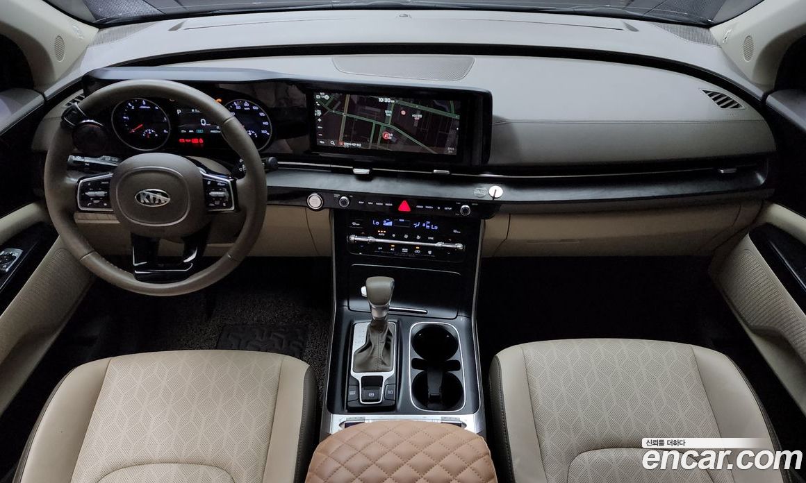 Kia Carnival 11-Seater Prestige