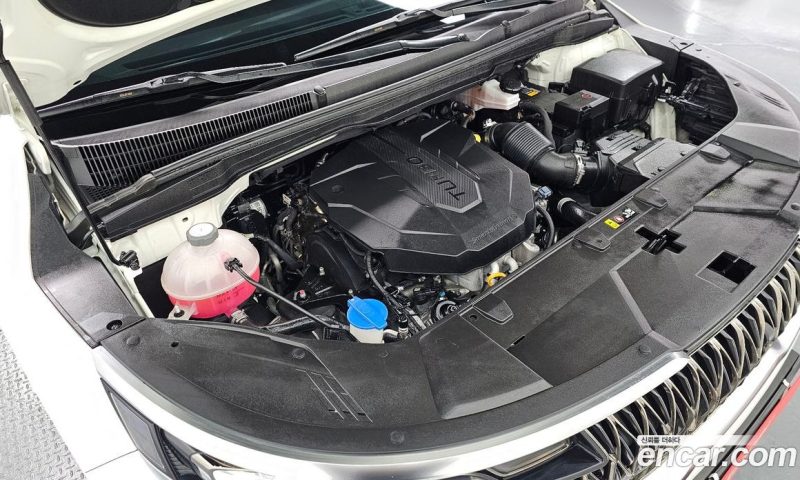 Kia Carnival 9-Seater Signature